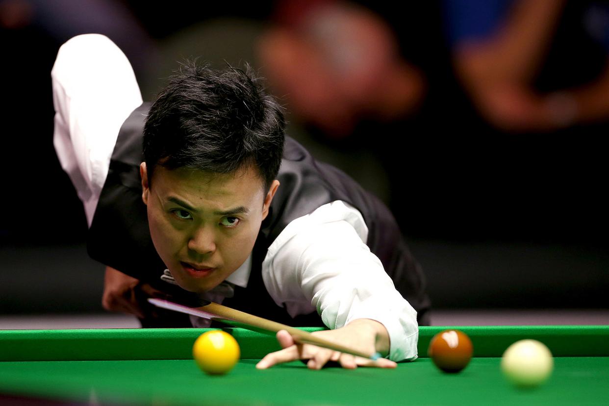 开云手机平台-丁俊晖对阵哈登展开拉锯大战,最终险胜对手